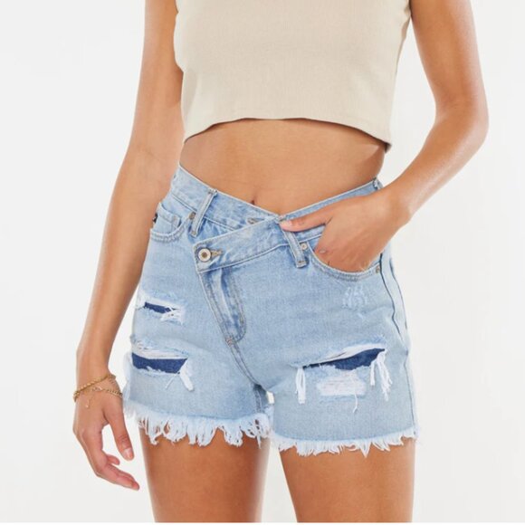 KanCan Pants - NWT KanCan Leandra High Rise Crossover Shorts Denim Raw Hem Women's XL *Flaw*